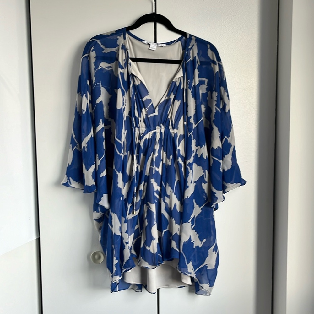 Diane Von Furstenberg Blue and White Printed Silk Tunic Dress